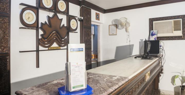 Saluja Residency Hotel Силигури Екстериор снимка