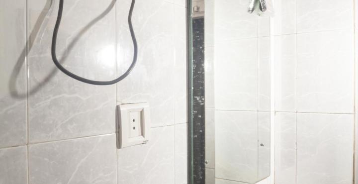 Saluja Residency Hotel Силигури Екстериор снимка